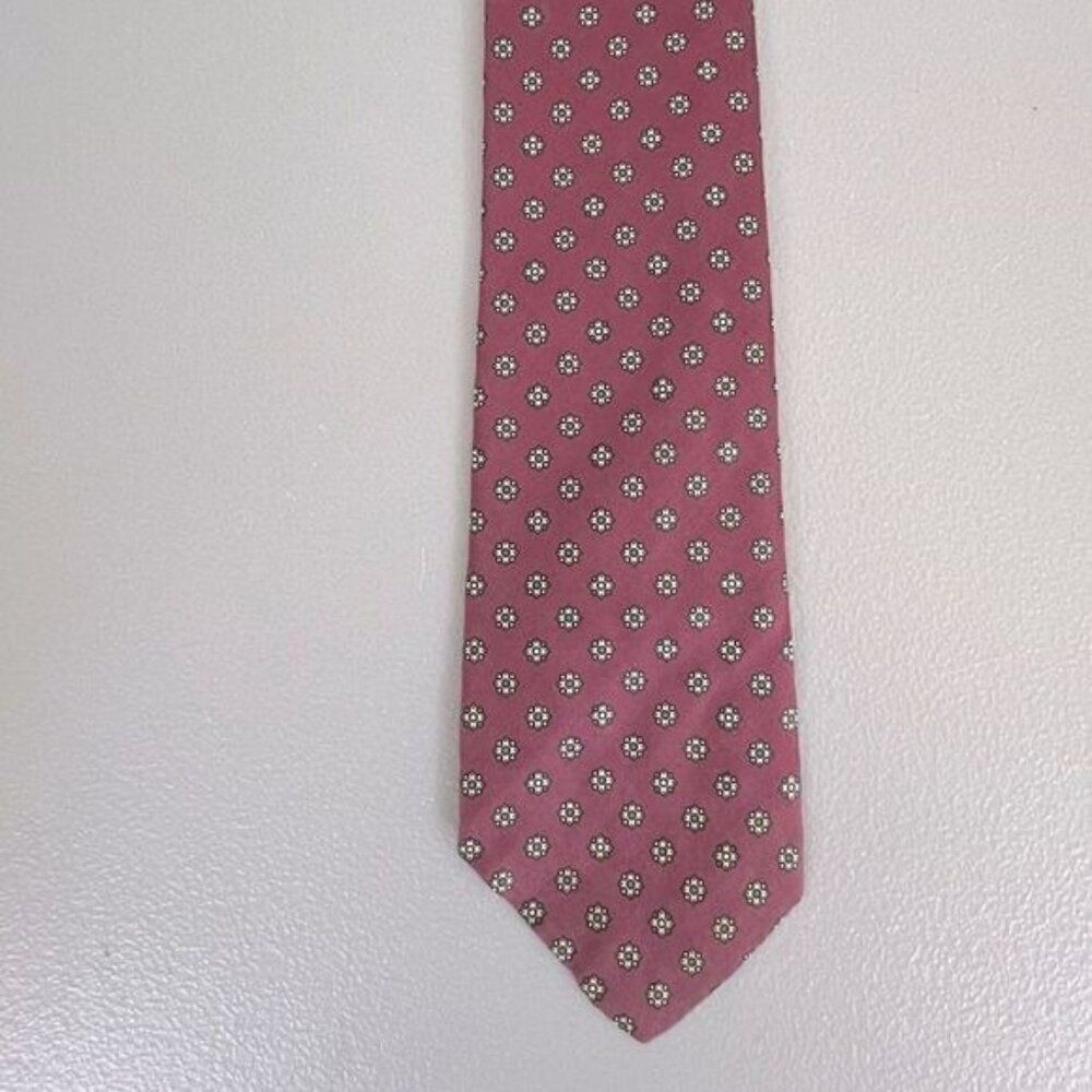 LORD & TAYLOR MENS SILK TIE RED WITH DESIGN